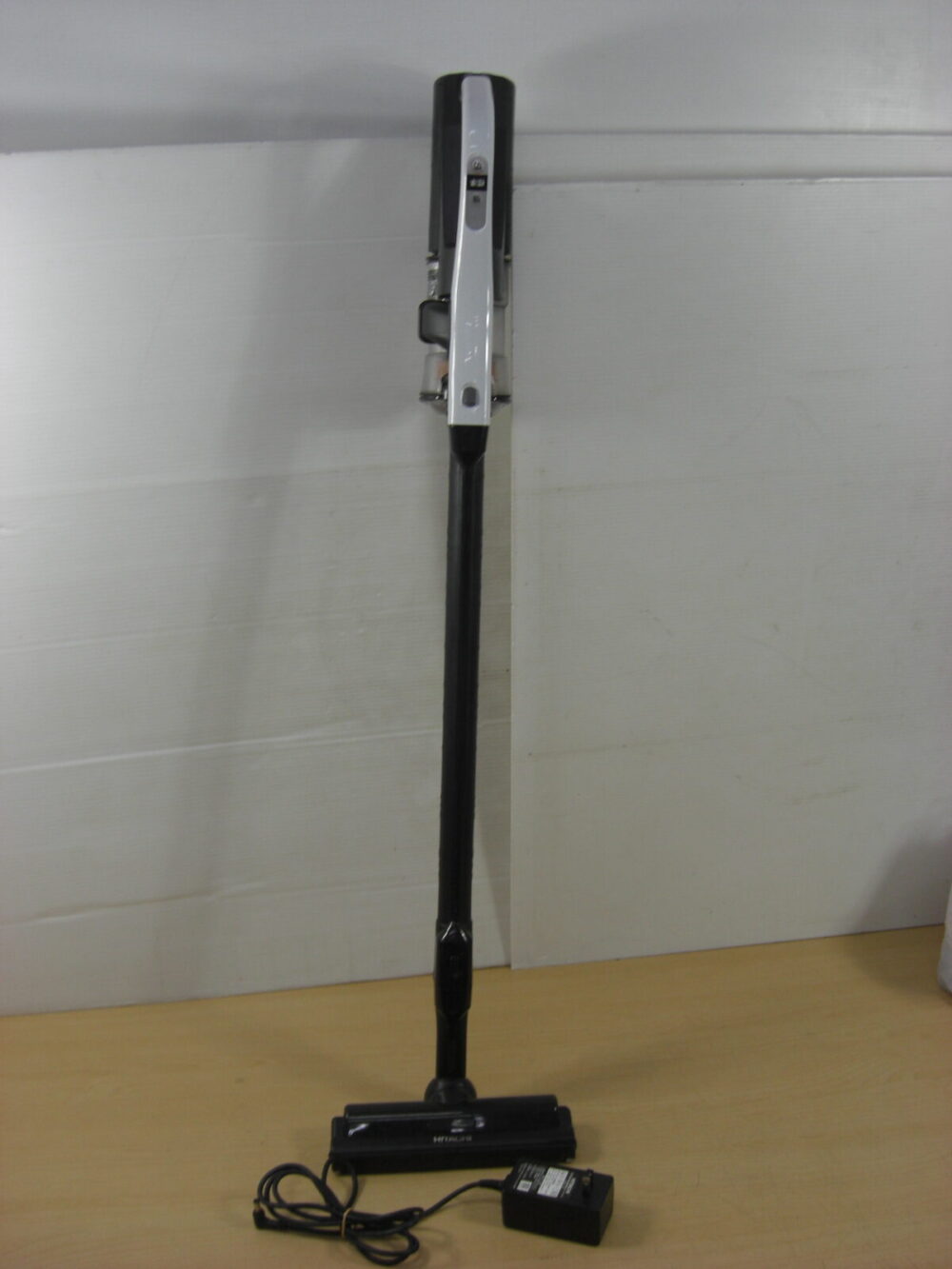 （2026.01.25買取）日立 充電クリーナー 2022年製 PV-BL-1J